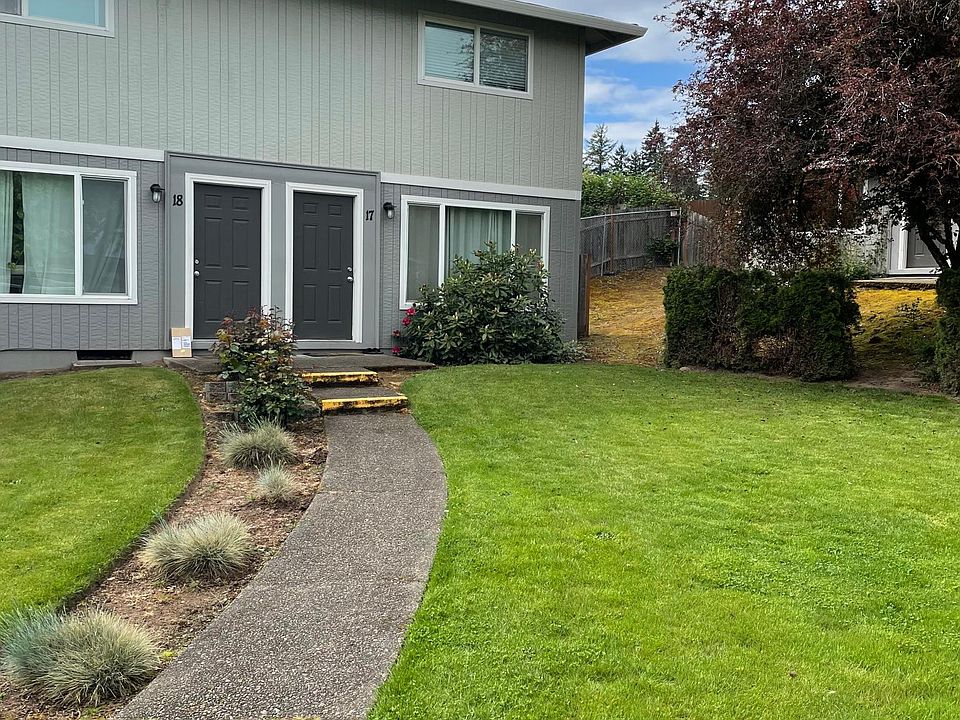 Exterior, end unit front door