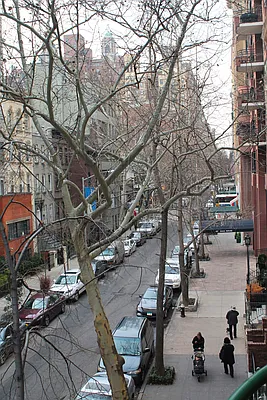Rented by Urban Real Estate Inc | media 23