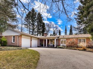 1072 Mayford Ct, Mississauga, ON L5H1W6