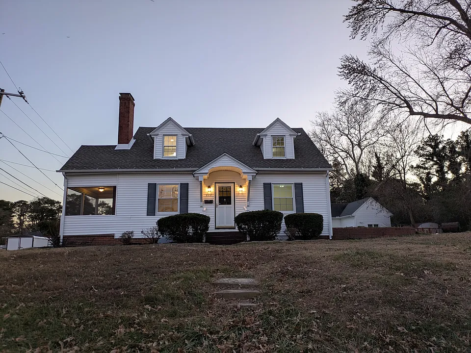 228 Glen Ave