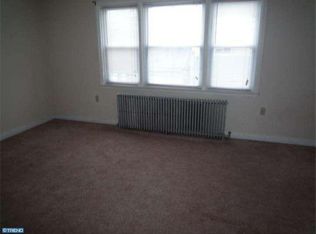 1021 Buttonwood St, Reading, PA 19604