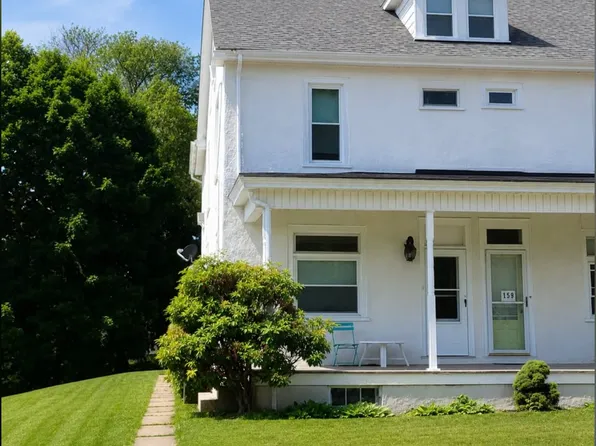 136 N 7th St, Bally, PA 19503