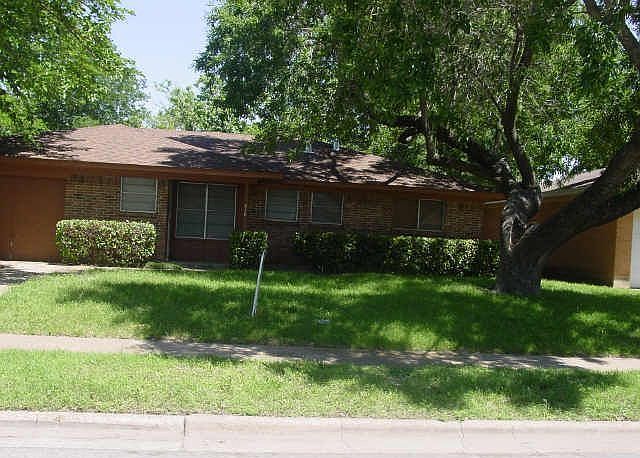 1st image of 810 Louise Ave