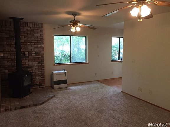 3rd image of 5649 Vacation Blvd