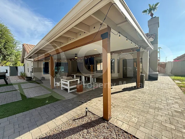 401 S Tiago Dr — Photo 30