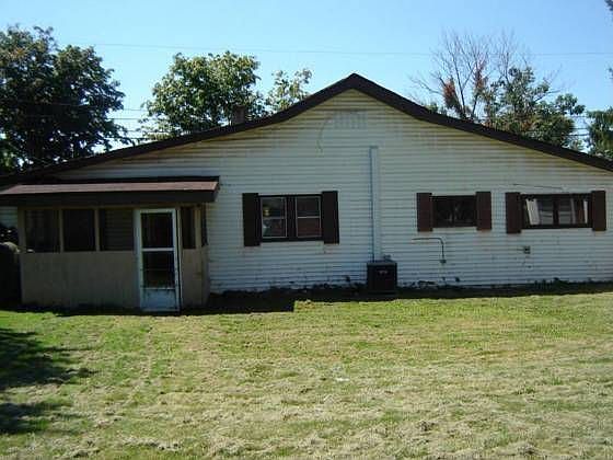 1st image of 71695 Saint Clairsville St