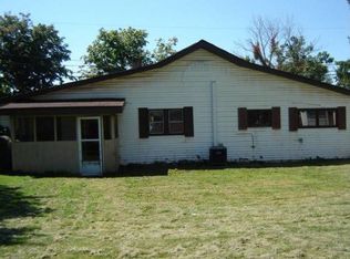 71695 Saint Clairsville St, Saint Clairsville, OH 43950