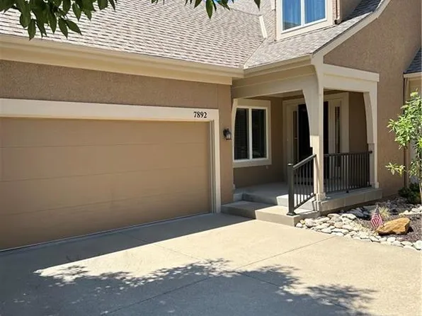 7892 W 157th Ter, Overland Park, KS 66223