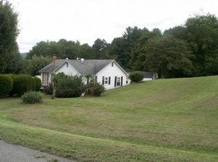 751 Dug Hill Rd, Mountain City, TN 37683