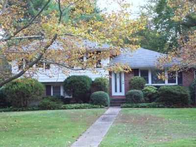 3 Zoranne Dr, East Northport, NY, 11731