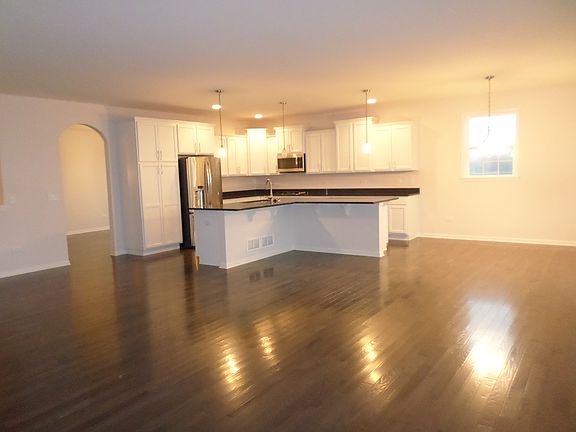 2927 Chevy Chase Lane