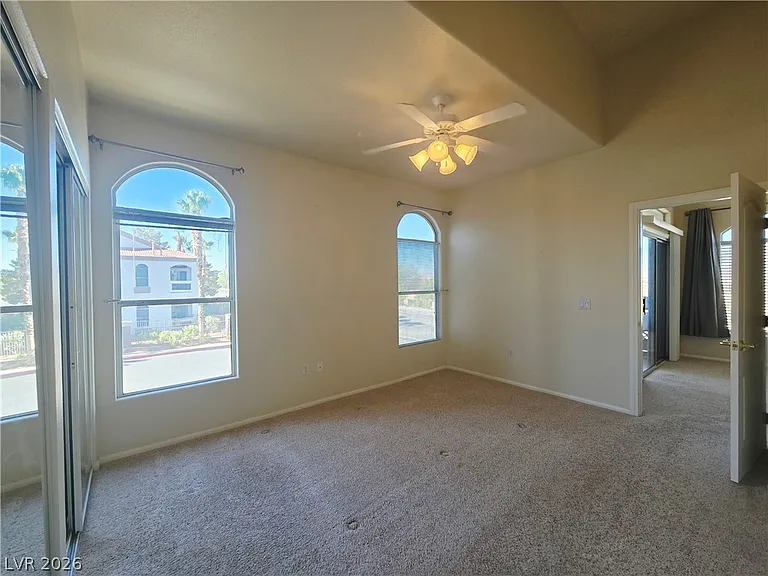 700 W Carnegie St #222 — Photo 8