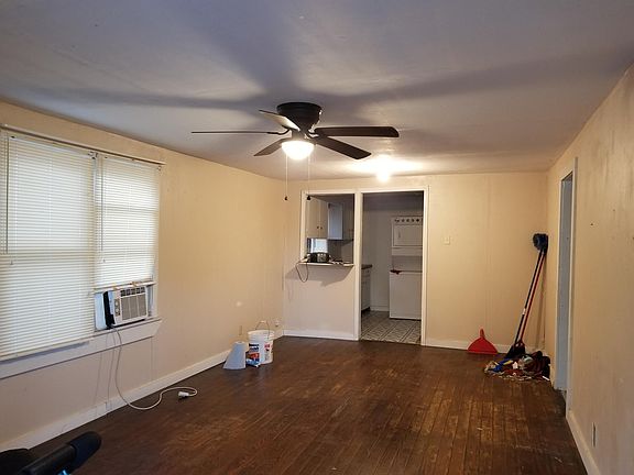 2nd image of 208 W A Ave