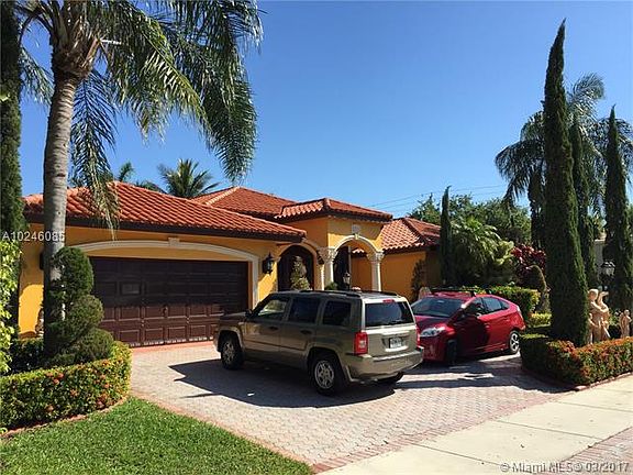 3rd image of 8201 NW 162nd St