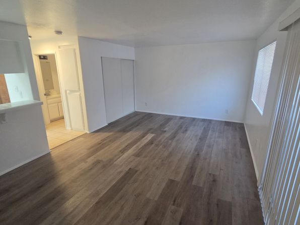 626 W 6th St APT 206