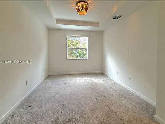 5th image of 1060 SE 26th Ter #0