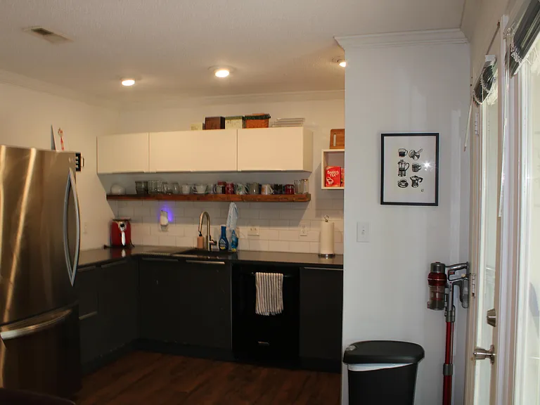 200 W Woodcroft Pkwy #52B — Photo 6