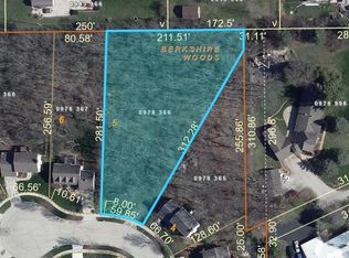 LT 0 Berkshire Dr, Waukesha, WI 53188