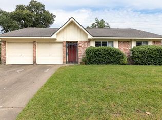 334 Skywood Dr, Houston, TX 77090