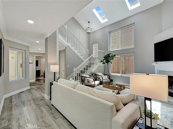 4th image of 1209 Alabama St