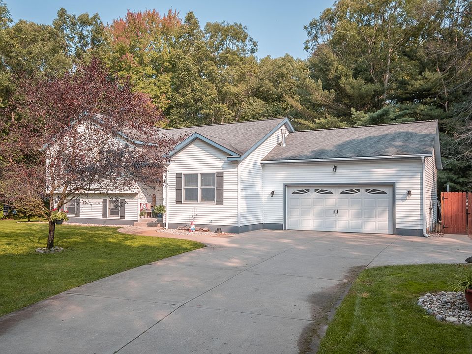 1st image of 3214 Whitetail Ln