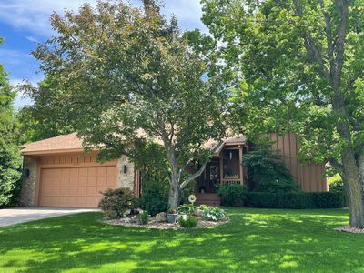 15705 Nursery Dr, Minnetonka, MN, 55345