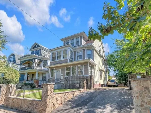 748-750 S 10th St, Newark, NJ 07108