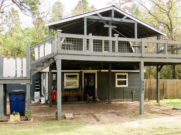 458 Rain Forest Rd, Onalaska, TX 77360