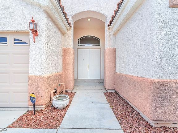 3rd image of 5505 Verbena Creek Ct