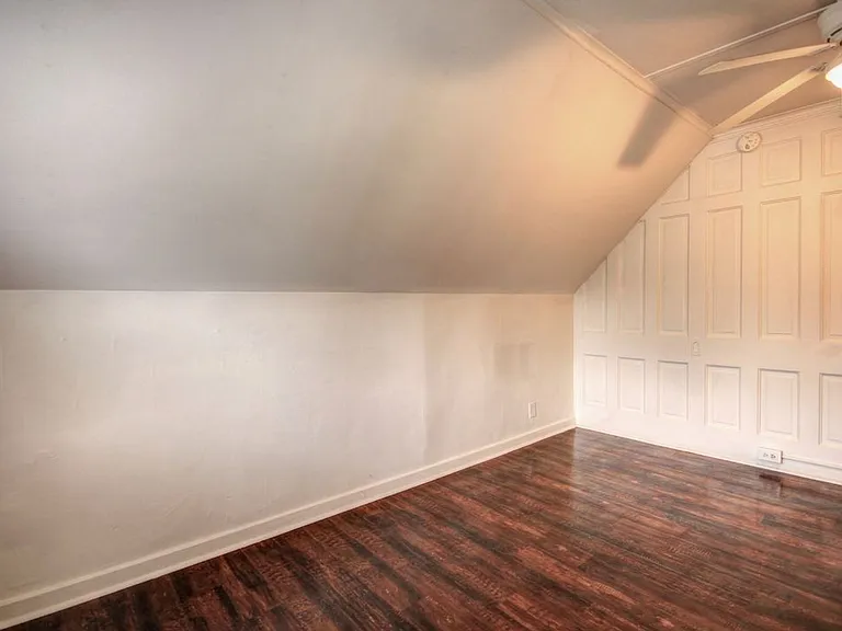 804 W Church St — Photo 29