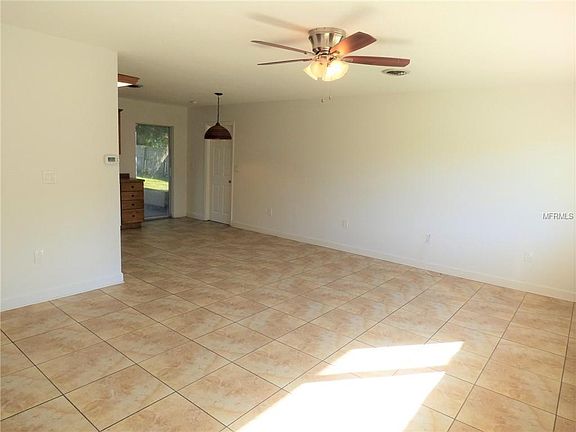 3rd image of 21052 Halden Ave