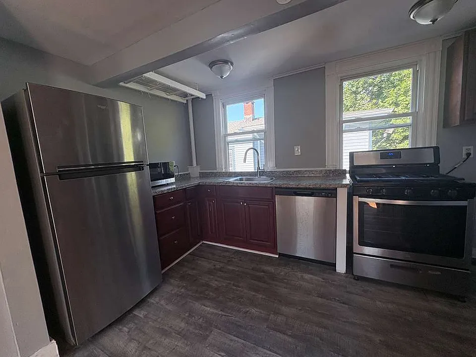 229 Dwight St #22