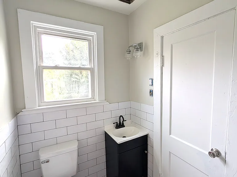 1013 Ruthers Rd — Photo 9