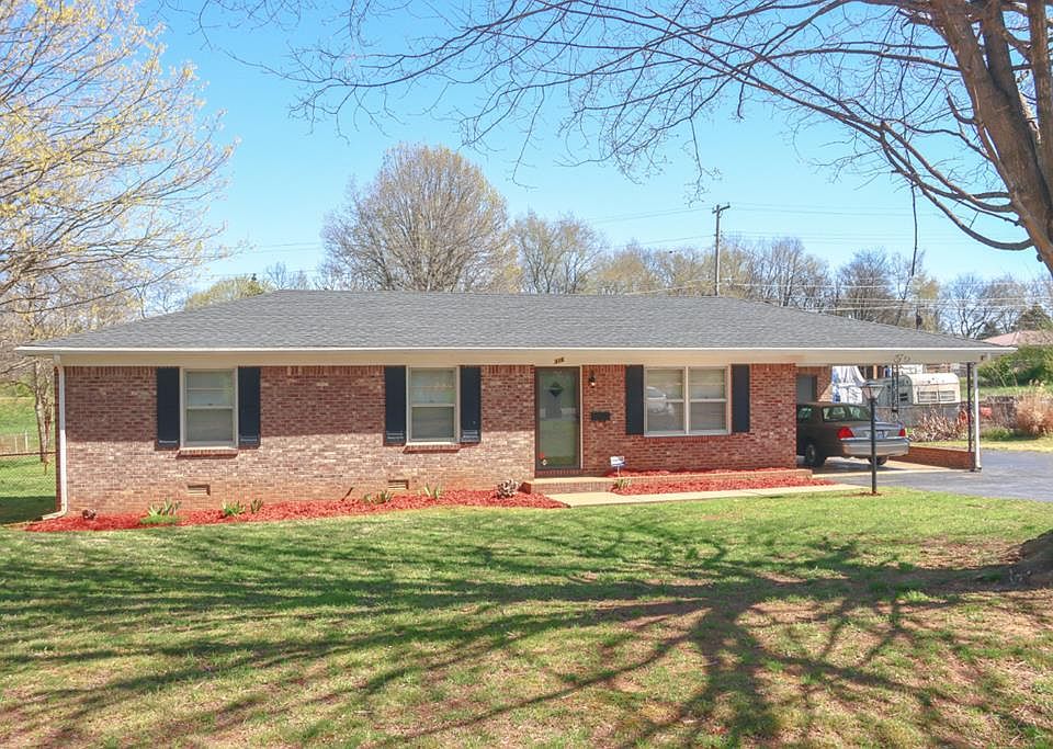 1st image of 316 Wayside Dr