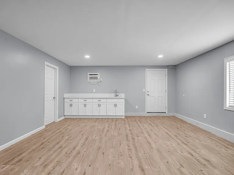 5676 E Bloomfield St — Photo 12