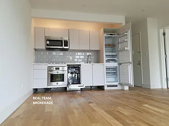 Rented by Real Team Brokerage