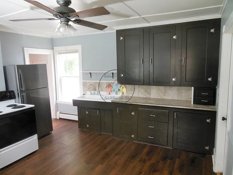 20 Drummond Ave #1 — Photo 4