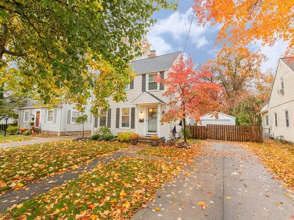 23807 Bruce Rd, Bay Village, OH 44140