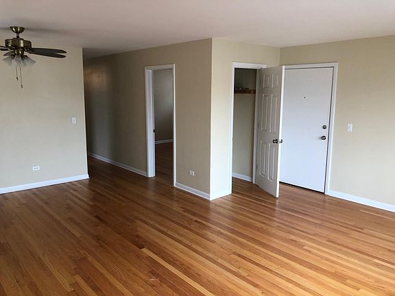 2nd image of 6560 N Harlem Ave #2