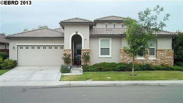 1106 Beau Ave photo 1