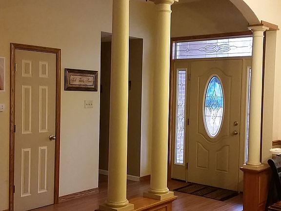 5th image of 33 Summerfield Estates