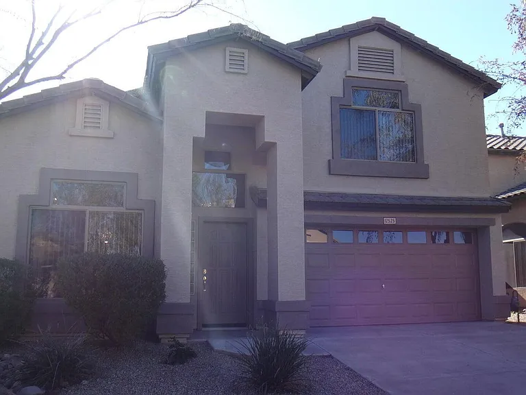 12525 W Reade Ave — Photo 1