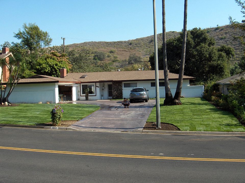1st image of 1922 El Monte Dr
