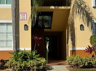 Yacht Club, Hypoluxo, FL 33462