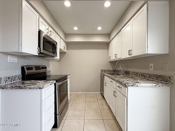 5th image of 3840 N 43RD Avenue #34