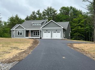 121 Beech Ridge Rd, Scarborough, ME 04074