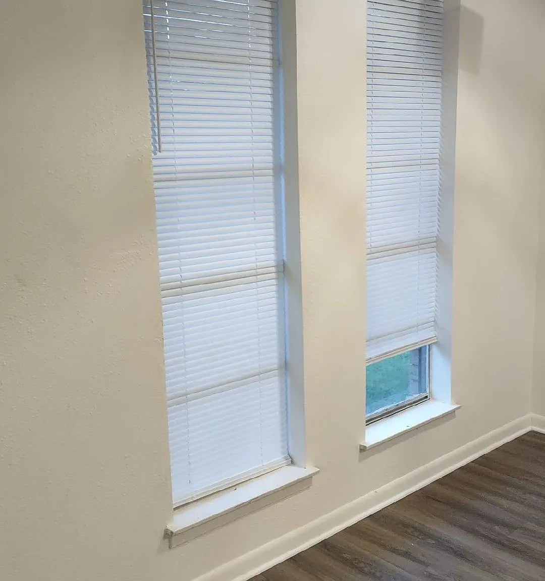 708 Tower Street — Photo 2