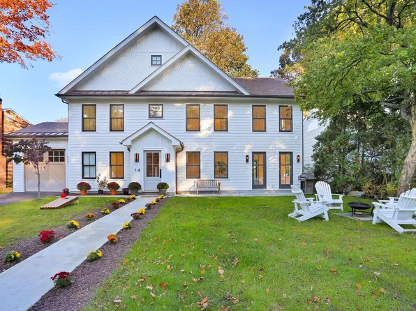 14 Innis Ln, Old Greenwich, CT 06870