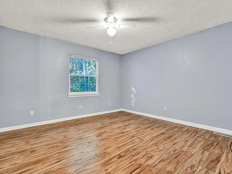 1312 Ely Rd #10 — Photo 13