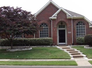 5703 Green Hollow Ln, The Colony, TX 75056